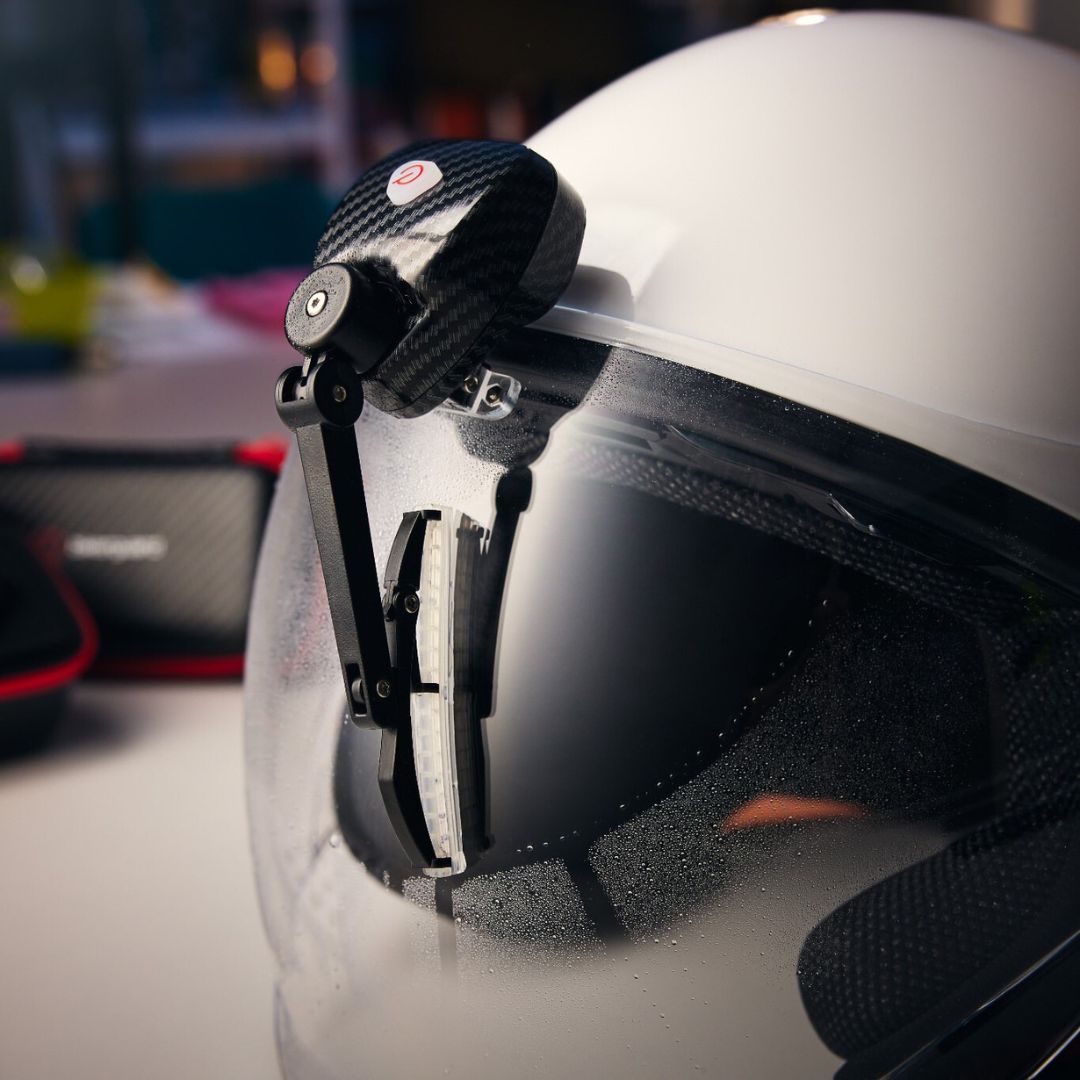 Ventra™ Quick Setup Helmet Wiper
